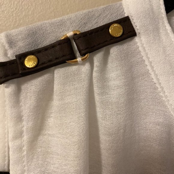 Michael Kors Sleeveless Button Down Blouse - Picture 3 of 5